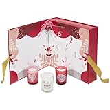 madriers bois exotique ✔️ Chaque bougie diffuse des senteurs raffinées de fleur de cerisier et d'orchidée blanche, créant une atmosphère apaisante et élégante dans votre intérieur.