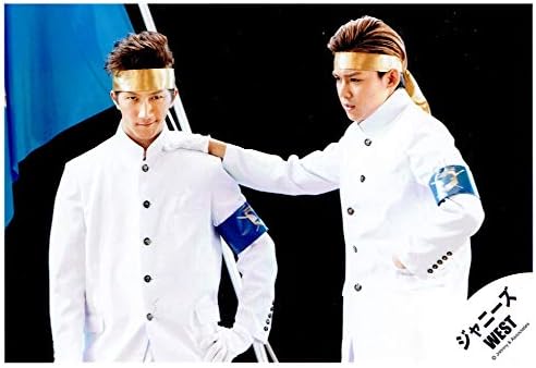 Amazon 小瀧望 濱田崇裕 ジャニーズwest 公式生写真 逆転winner 衣装白 背景黒 青 アイドル 芸能人グッズ 通販