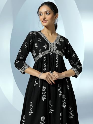 Image of Libas Womens Printed Cotton A-Line Kurta With Salwar