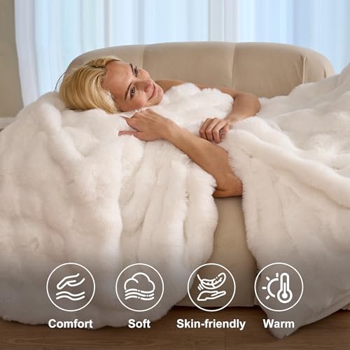 Image of IUUI Electric Heated Blanket Throw 50''x60'',Luxury Faux Rabbit Fur Heating Throw Blankets,Fast Heating with 1 /2 /4 /6 /8 /10 Hours,Overheat Protection, Quick Heating, Memory Function, Gift-Ready Design