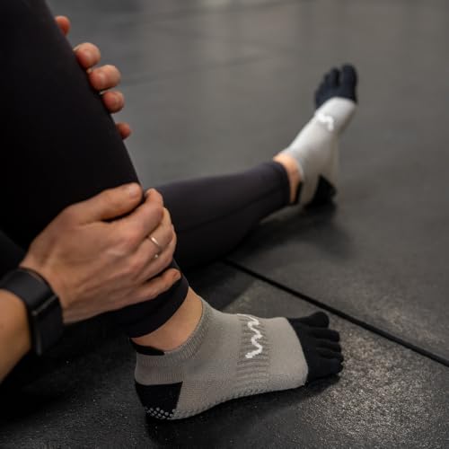 Grip Toe Socks All Day Stride, Non-Slip Finger Socks for Pilates, Yoga, Gym, Unisex - Black and Grey4