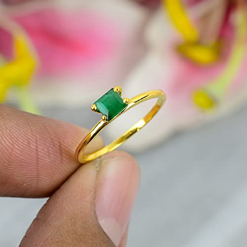 Natural Emerald Gemstone Band For Girls/Solitaire Stacked Rings For Woman / 925 Sterling Silver Ring / 4X4 Mm (Silver, 6) #TOP5