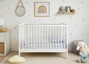 Baby Happy Bliss Kinderbett Babybett Julia 100x60 cm mit Matratze – Massivholz Buche – 3-Fach höhenverstellbar – 3 Schlupfsprossen – EN 716 konform (Weiß)