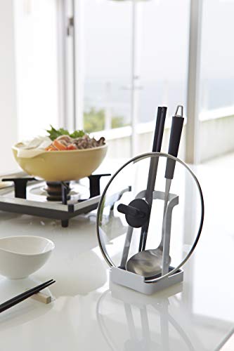 お鍋をする際に、お玉や菜箸だけでなく、フタも置き場所に困ることはありませんか?そんな悩みを一気に解決してくれる便利なお玉&鍋ふたスタンド。