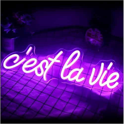 Lumières néon C'est La Vie pour créer une ambiance de café parisien dans votre salon