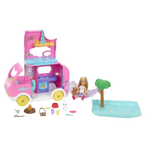 Barbie Chelsea 2-in-1-Camper - Spielzeugfahrzeug mit Pool, H&auml;ngematte und Essbereich, f&uuml;r fantasievolles Spielen und Geschichtenerz&auml;hlen, ab 3 Jahren, HNH90