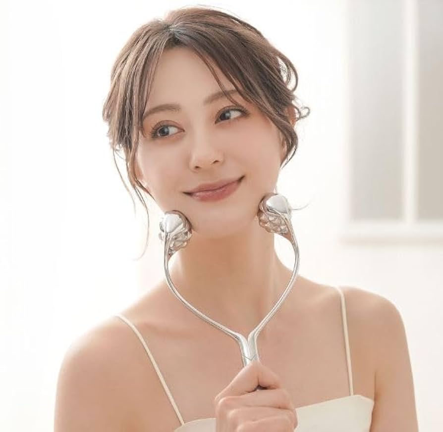 Amazon.co.jp: Cellsh ウェーブほほあごローラー 97132 美顔器