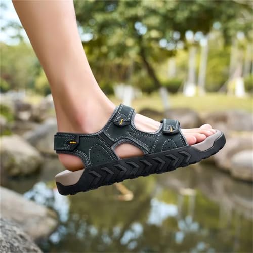 Men's Outdoor Genuine Leather Sandals Summer Non-Slip Beach Sandals3