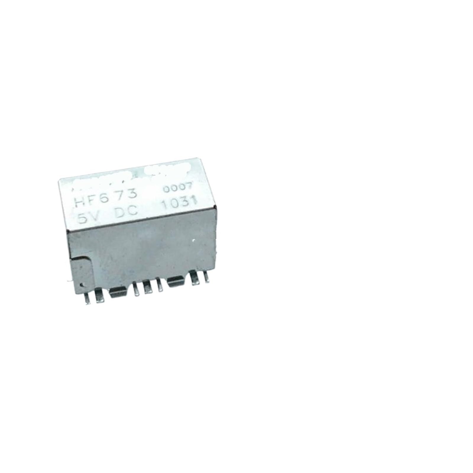 Relé HF673 DC 5V para evitar sobrecargas en placas de control 2