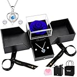 Ensemble cadeau rose éternelle: Coffret cadeau rose éternelle de luxe et exquis comprenant : 1 rose éternelle+ 1 boîte à bijoux + 1 collier en forme de cœur + 1 paire de boucles d'oreilles + 1 sac cadeau + 1 carte de vœux. Ce bel ensemble de luxe complet constitue un cadeau prêt à l'emploi