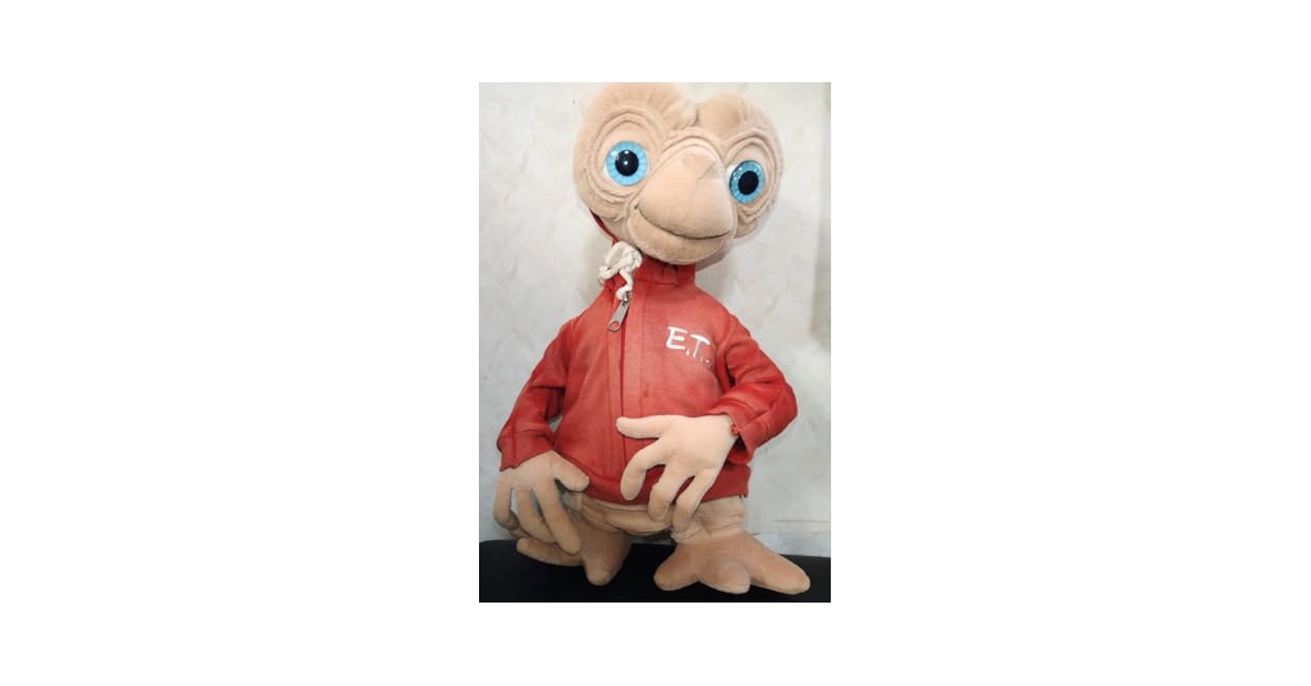 Amazon.co.jp: 貴重 限定品 E.T. ポージング ドール ぬいぐるみ