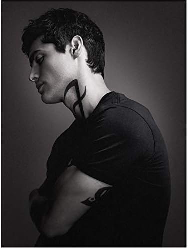 Shadowhunters: The Moral Instruments Matthew Daddario as Alec Lightwood Side Profile Shot 8 x 10 Inch Photo