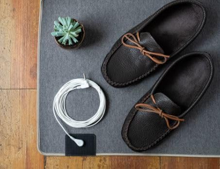 Image of Laurentian Chief Men's Buffalo Hide Earthing Moccasins