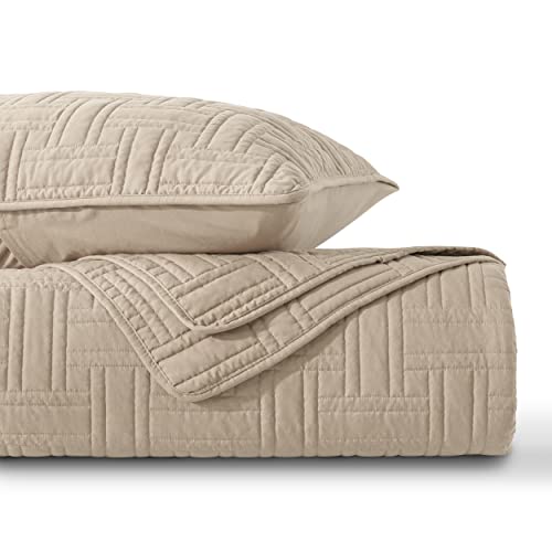California Oversized Quilt King Size Bedding Sets With Pillow Shams, Beige Lightweight Soft Bedspread Coverlet, Cal Super Quilted Blanket Thin Comforter Bed Cover For All Season, 118X106 Inches #TOP6