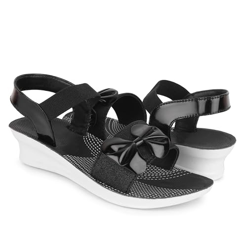 Image of Stylish and Comfortable Sandals with Bow Detail for Everyday Wear