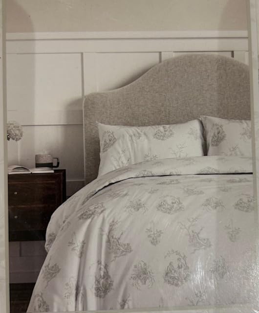 Cabbages & Roses of London Luxurious Home Collection, Queen Duvet Set, 100% Cotton Percale Crisp & Cool, Hotel Quality 3pc Queen Duvet Set (Cameo Toile- Pale Olive)