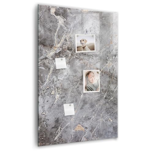Tableau en verre magnétique marbre foncé pour organiser la maison