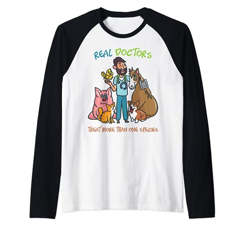 Real Doctors Veterinarian Funny Zoo Farm Animal Pet Doctor Raglan Baseball Tee