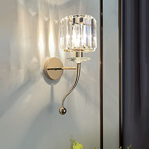 Applique murale en cristal pour sublimer un couloir sombre et salon moderne