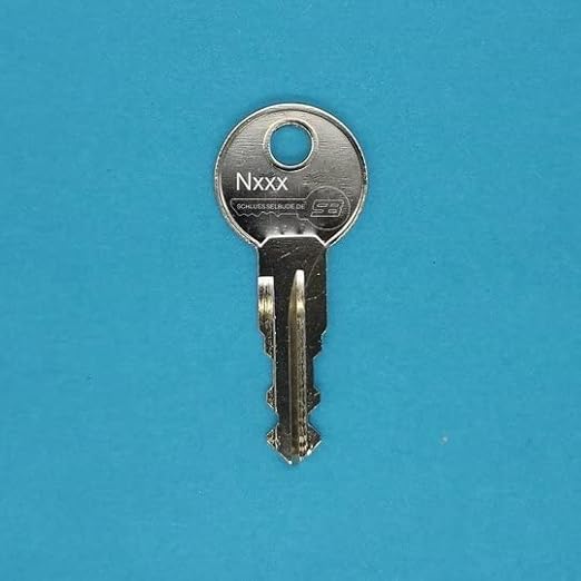 Image of Replacement key for Thule carrier systems and roof boxes. Key number Thule - N144