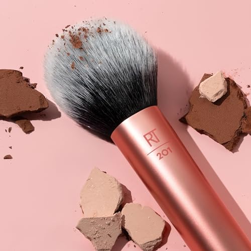 Real Techniques Cruelty Free Powder Brush With Ultra Plush Custom Cut Synthetic Bristles and Extended Aluminum Ferrules to Build Coverage