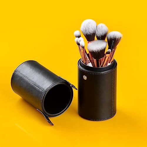 Pinceaux de maquillage blancs avec étui de rangement pour fond de teint et yeux