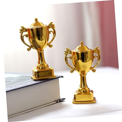 NOLITOY 4Pcs Brinquedos Troféu De Futebol Mini Brinquedos Brinquedos Em Miniatura Decorações De Bolo
