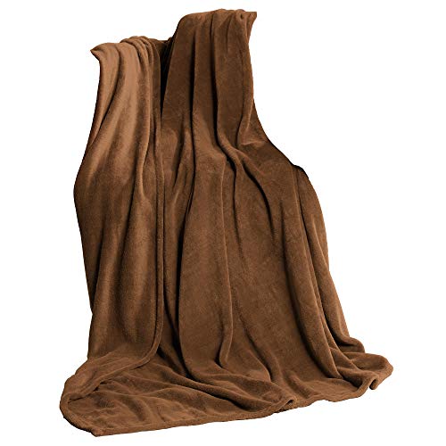CelinaTex Flauschige Kuscheldecke 150 x 200 cm braun Decke Sofa Wohndecke weich Soft Mikrofaser Fleece Oeko-TEX TV-Decke – Ansicht 1