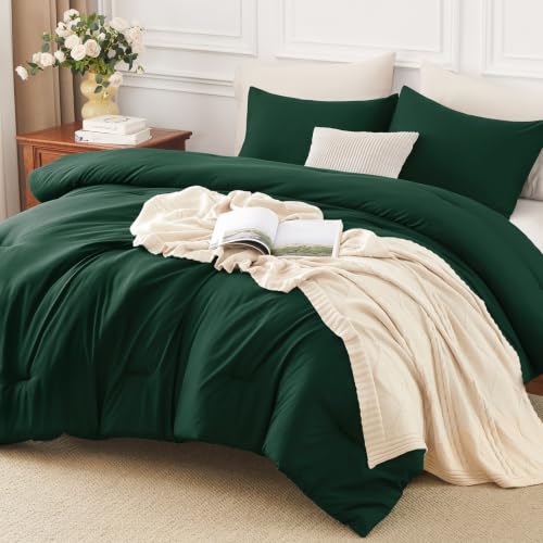 Image of HIMEET Full Size Comforter Sets, 3 Piece with 2 Pillowcases, Emerald Green | 270GSM Down Alternative Fill, Oeko-TEX Certified, 8 Corner Ties Quilted, All Season, Fluffy Bed Set, Bedroom Decor Bedding