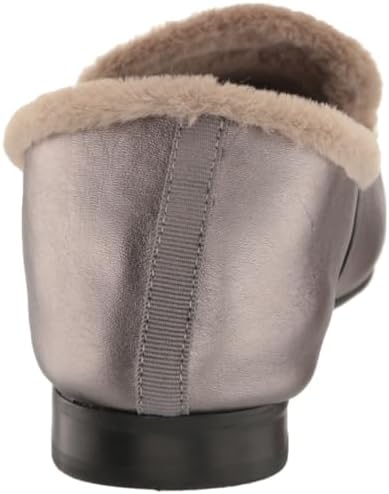 Trotters Women's Glory Loafer, Pewter, 9 Wide | Image 2
