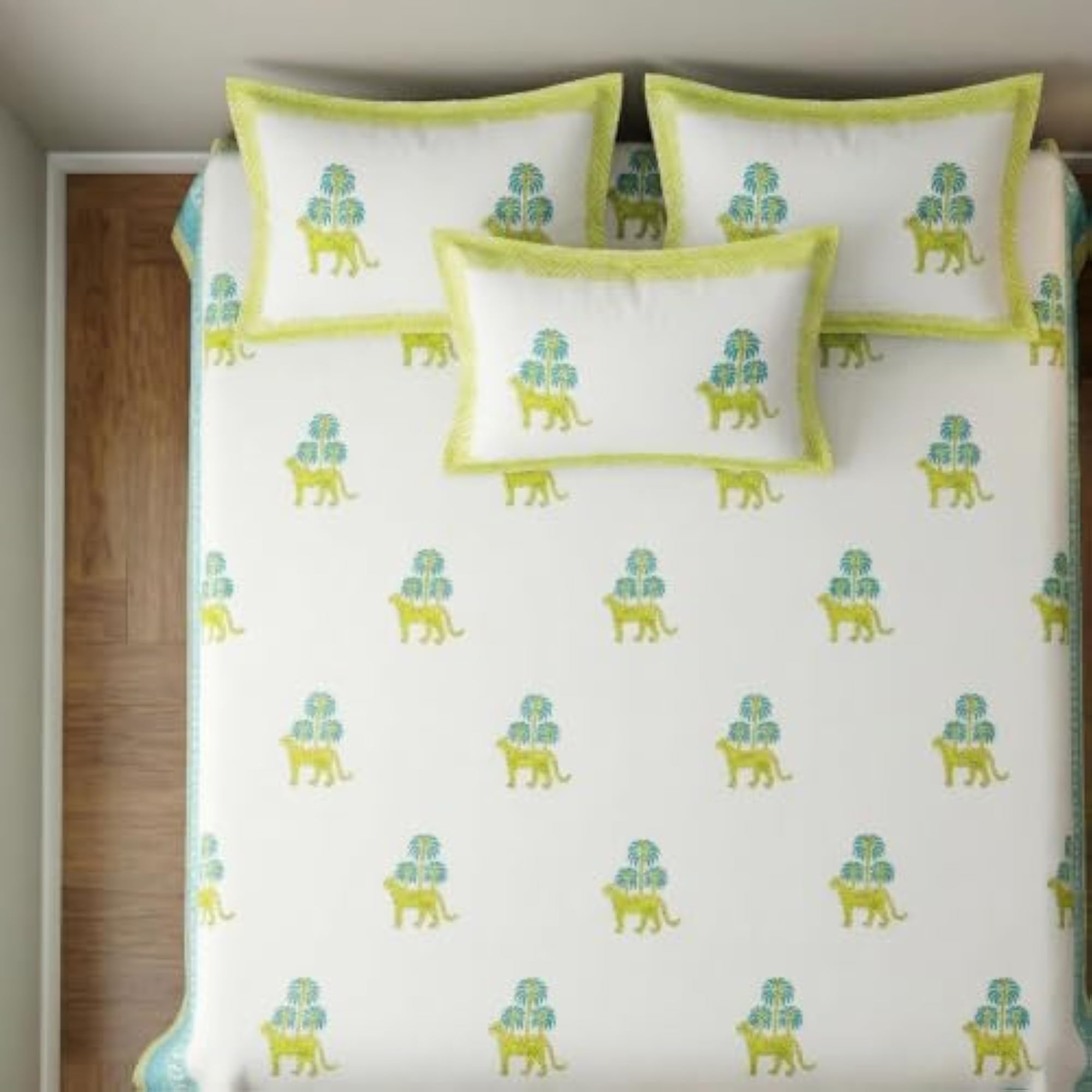 King Size Handblock Print Percale 400 TC Cotton Bedsheet, White Base