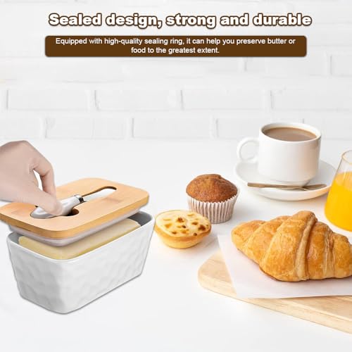Burriera in ceramica, 500 ml, in metallo, contenitore per burro in porcellana, contenitore per burro in ceramica, con coperchio in bambù e coltello per burro, noci, formaggio (bianco) - immagine 5
