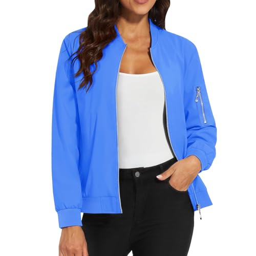 Isolamento termico superiore: Questo cappotto invernale è dotato di un isolamento termico avanzato che ti tiene caldo anche a temperature estremamente basse, rimanendo leggero e confortevole.