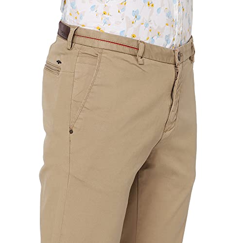 Image of Leo Casual Khakis in Khaki
