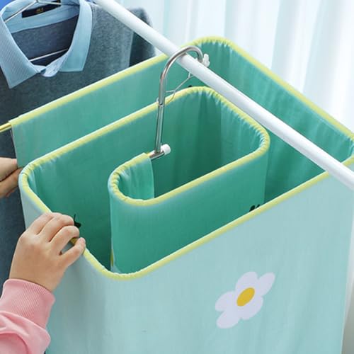 Perchero espiral para secar mantas y sábanas dentro del dormitorio 7