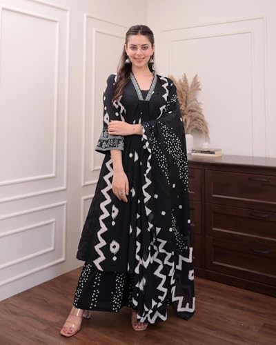 Image of Arayna Women's Pure Cotton Block Printed Ethnic Wear Kurta Set with Palazzo Pants & Dupatta