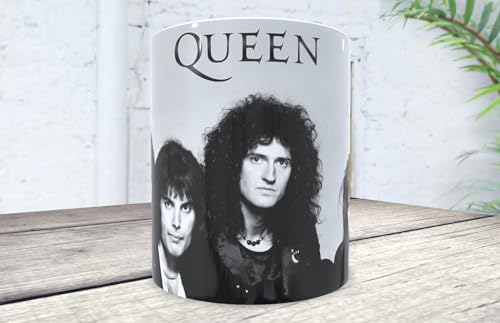 Genérico Taza Queen Integrantes B/N. Ideal para regalar a todo amante del rock clásico Genérico Taza Queen Integrantes B/N. Ideal para regalar a todo amante del rock clásico