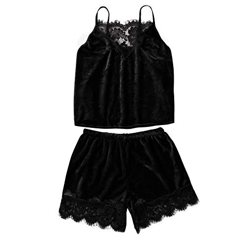 Chemises de nuit en dentelle et pyjamas shorts pour soirée romantique