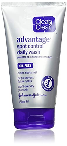 Clean and Clear Advantage Fast Action Daily Wash 150ml