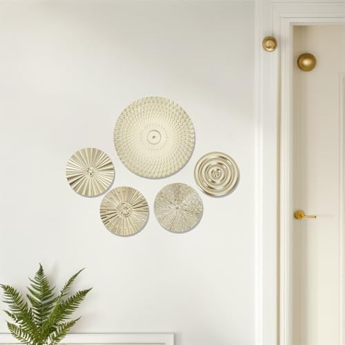 Plaques circulaires en fer Cabilock pour un salon moderne et chaleureux