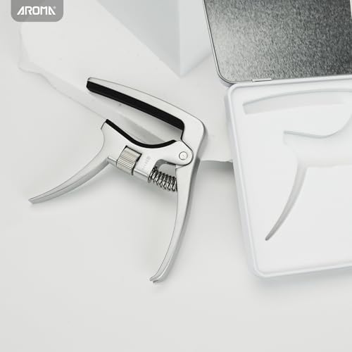 Aroma Gitarren Kapodaster mit Mikro Einstellung Knopf Einstellbarer Spannung Capodaster mit Gitarrenbrücken Pin Zieher für 6 saitige Akustik und E-Gitarren
