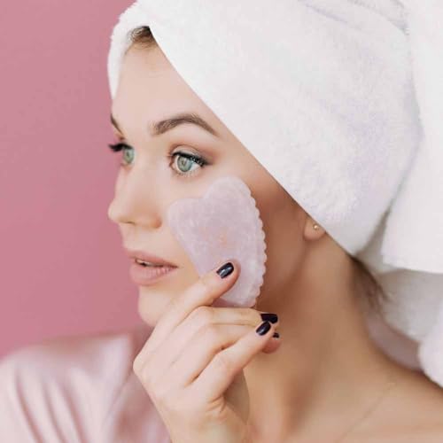 Crystallove Gua Sha Piedra con Cuarzo Rosa – Rodillo de masaje Jade – Forma de corazón – Guasha Board – Masaje facial para cara, ojos, hinchazón de los ojos, estiramiento de la piel de la cara – - imagen 2