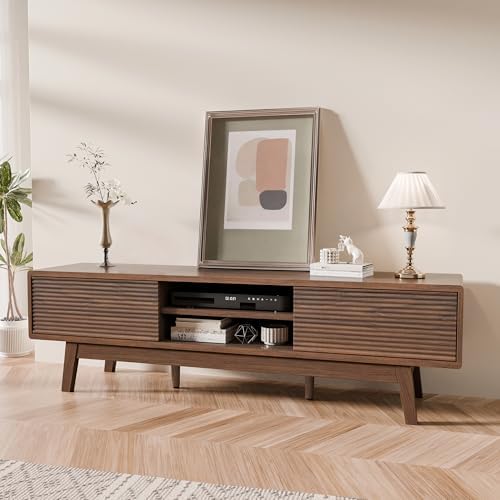 TOLEAD 59″ TV Console, Mid Century Modern Media Console for 55/60/65 Inch TV, Low Profile TV Stand with Fluted Sliding Doors, Boho Light Wood Credenza for Living Room, Walnut TOLEAD 59″ TV Console, Mid Century Modern Media Console for 55/60/65 Inch TV, Low Profile TV Stand with Fluted Sliding Doors, Boho Light Wood Credenza for Living Room, Walnut