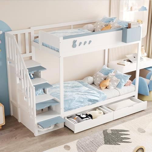 LAKFEW Litera 90x200 cm con Escalera de Almacenaje y 2 Cajones, Cama Infantil con Motivo de Conejo y Zanahoria, Litera Infantil con Protección Anticaída, Literas para 2 Niños, Blanco+Azul, Sin Colchón
