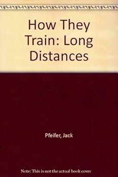 Paperback How They Train: Long Distances Book