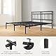 Zinus Elias Doppelbett – Bett 160 x 190 – langlebiger Metallrahmen mit Kopfteil – Höhe 30 cm – Lattenrost aus Metall inklusive – Stauraum darunter – modernes Design – Schwarz