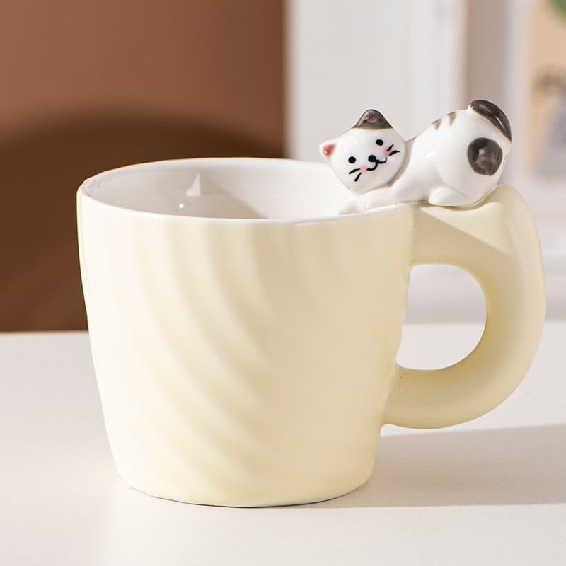 Amazon.co.jp: FLYILIA 水遊びをする猫 マグカップ 400ml アヒル