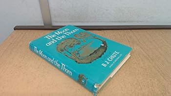 Hardcover The moon and the thorn Book