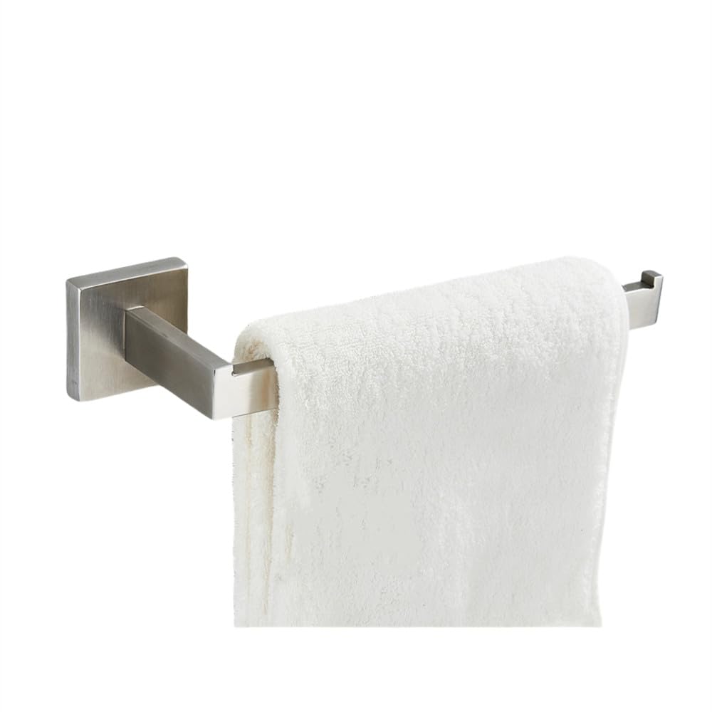 Porte-serviettes mural en or brossé et ses accessoires de bain luxe