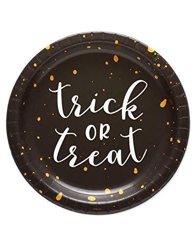 American Greetings 36-Count 9 in. Paper Dinner Plates, Trick-or-T...